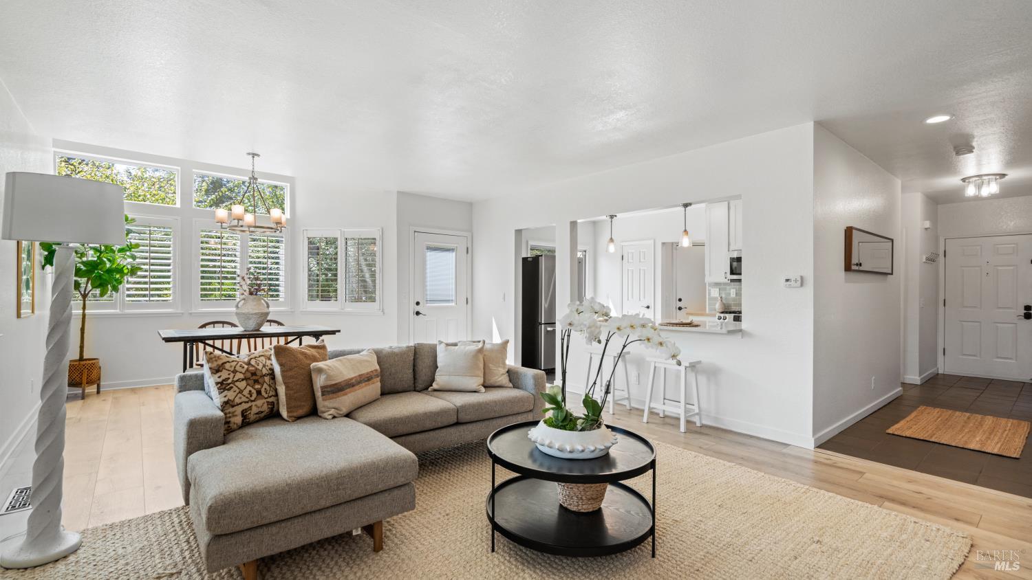 72 Parkview Cir