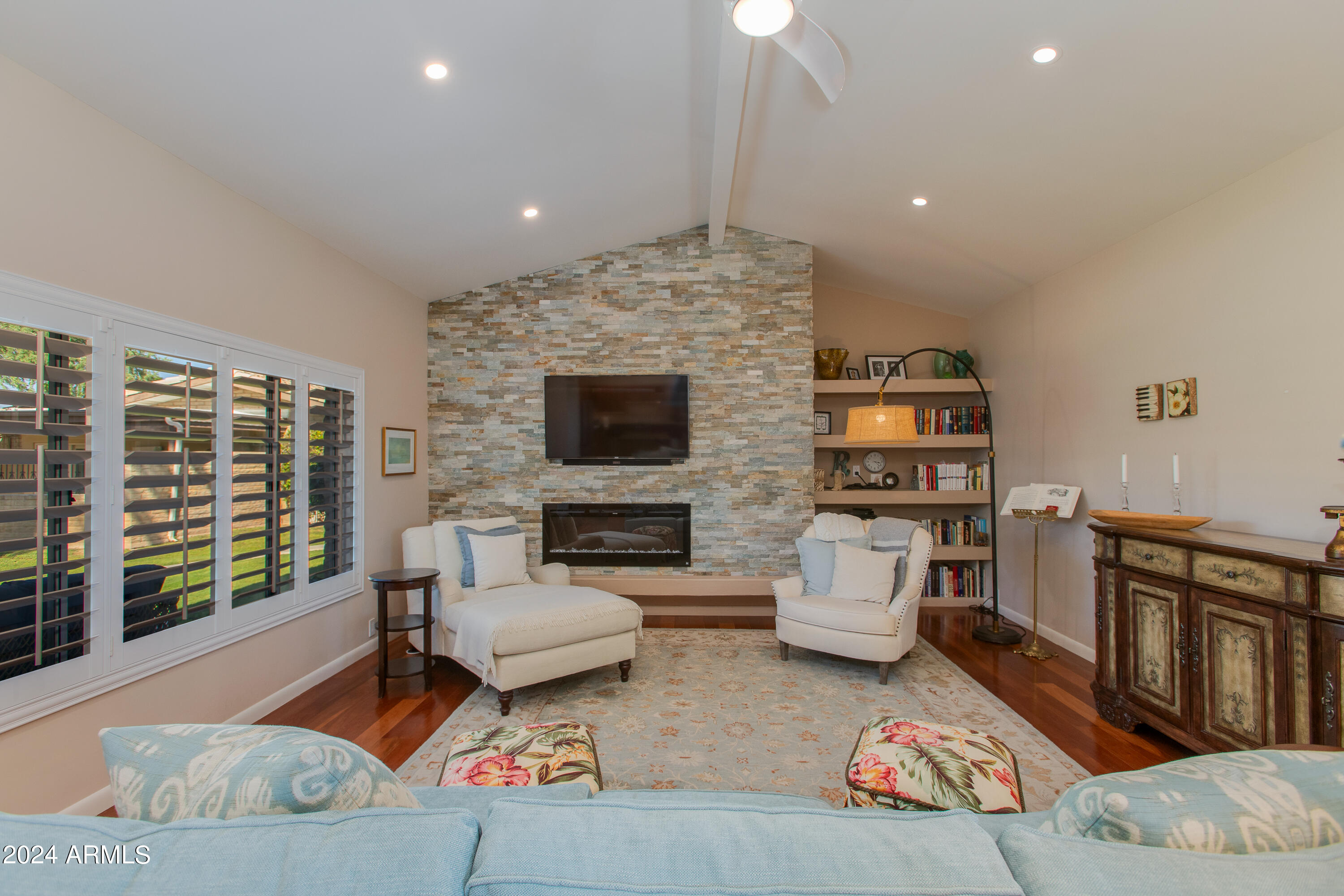 4800 N 68TH Street # 151