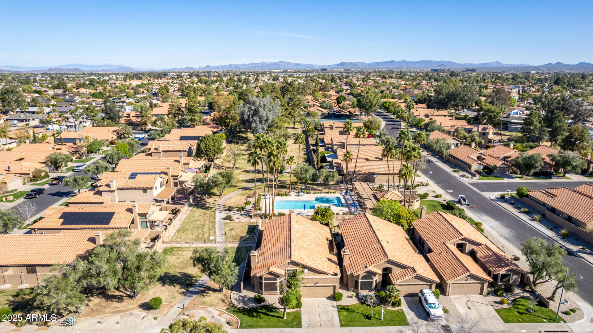 5016 E Waltann Lane