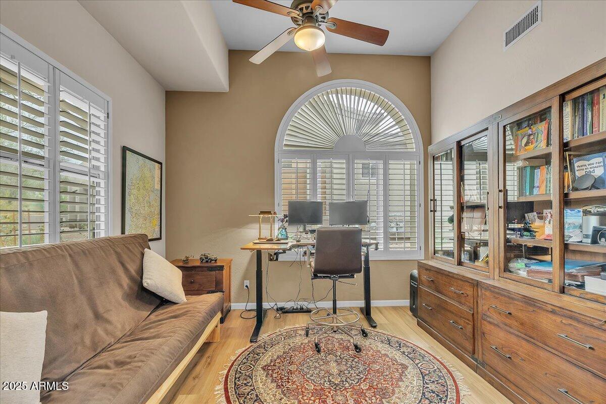 20802 N GRAYHAWK Drive, 1164