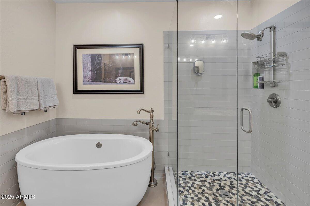 20802 N GRAYHAWK Drive, 1164