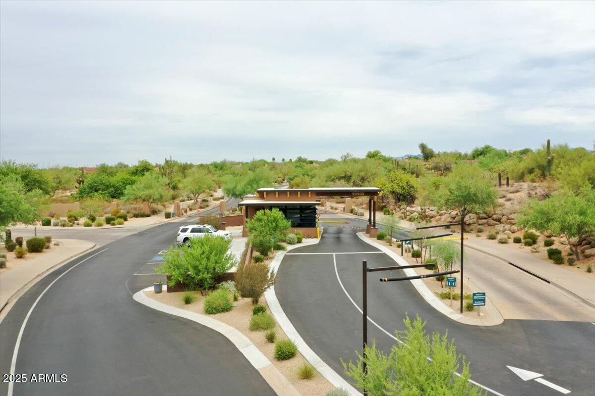 20802 N GRAYHAWK Drive, 1164