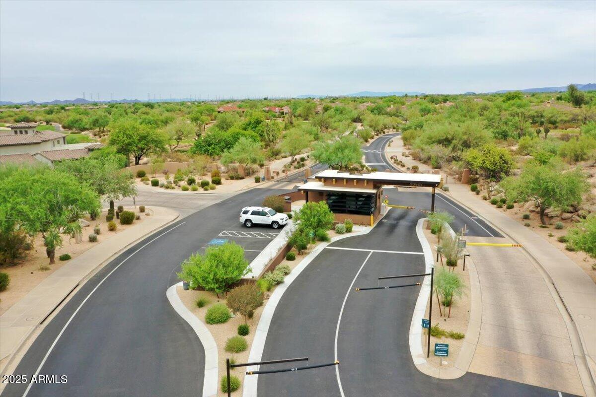 20802 N GRAYHAWK Drive, 1164