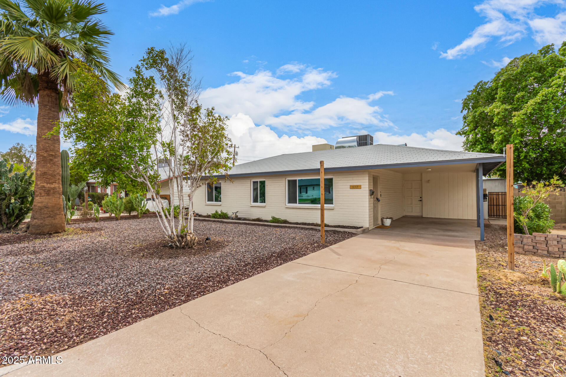 837 E ECHO Lane, Phoenix