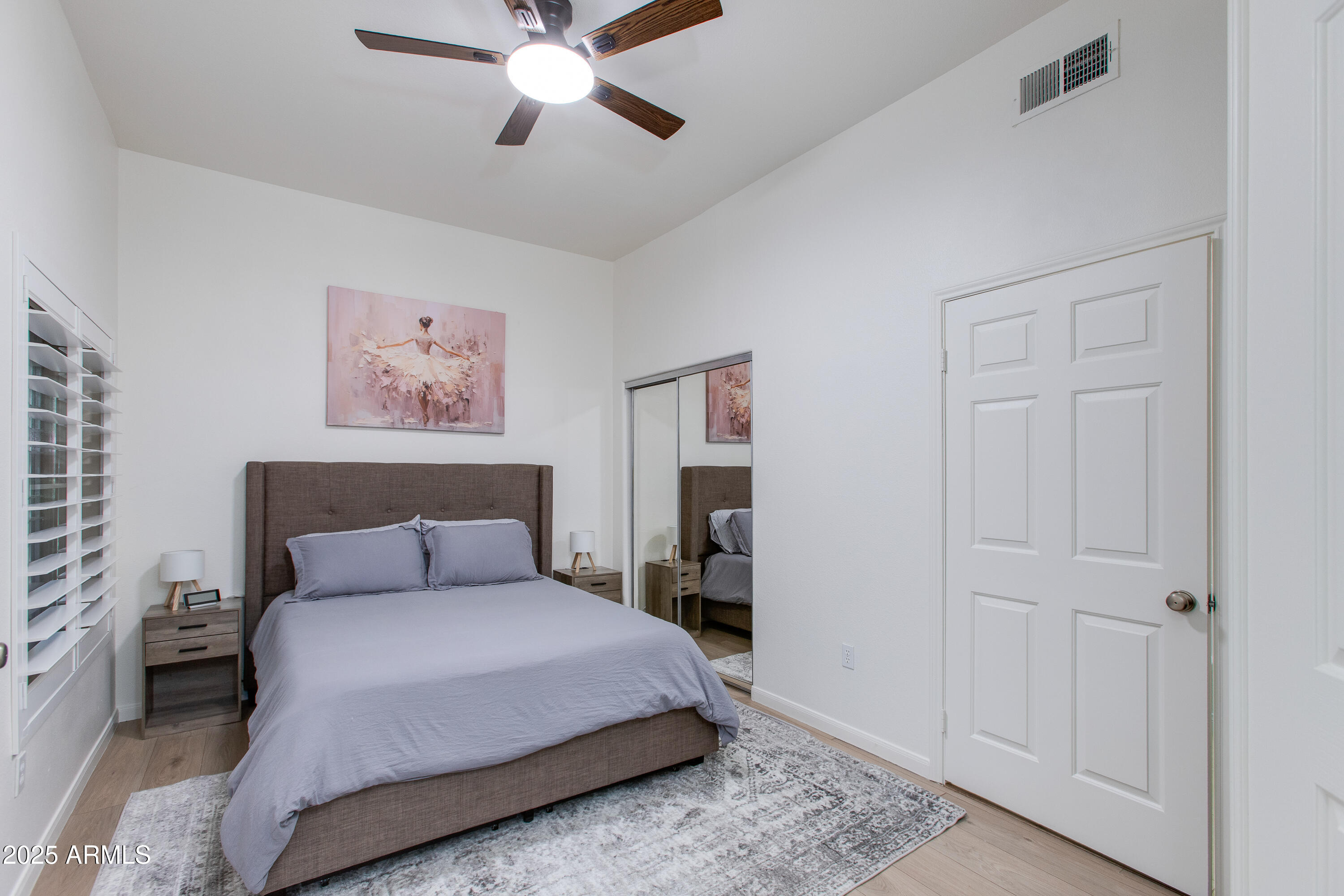 8245 E BELL Road, 102