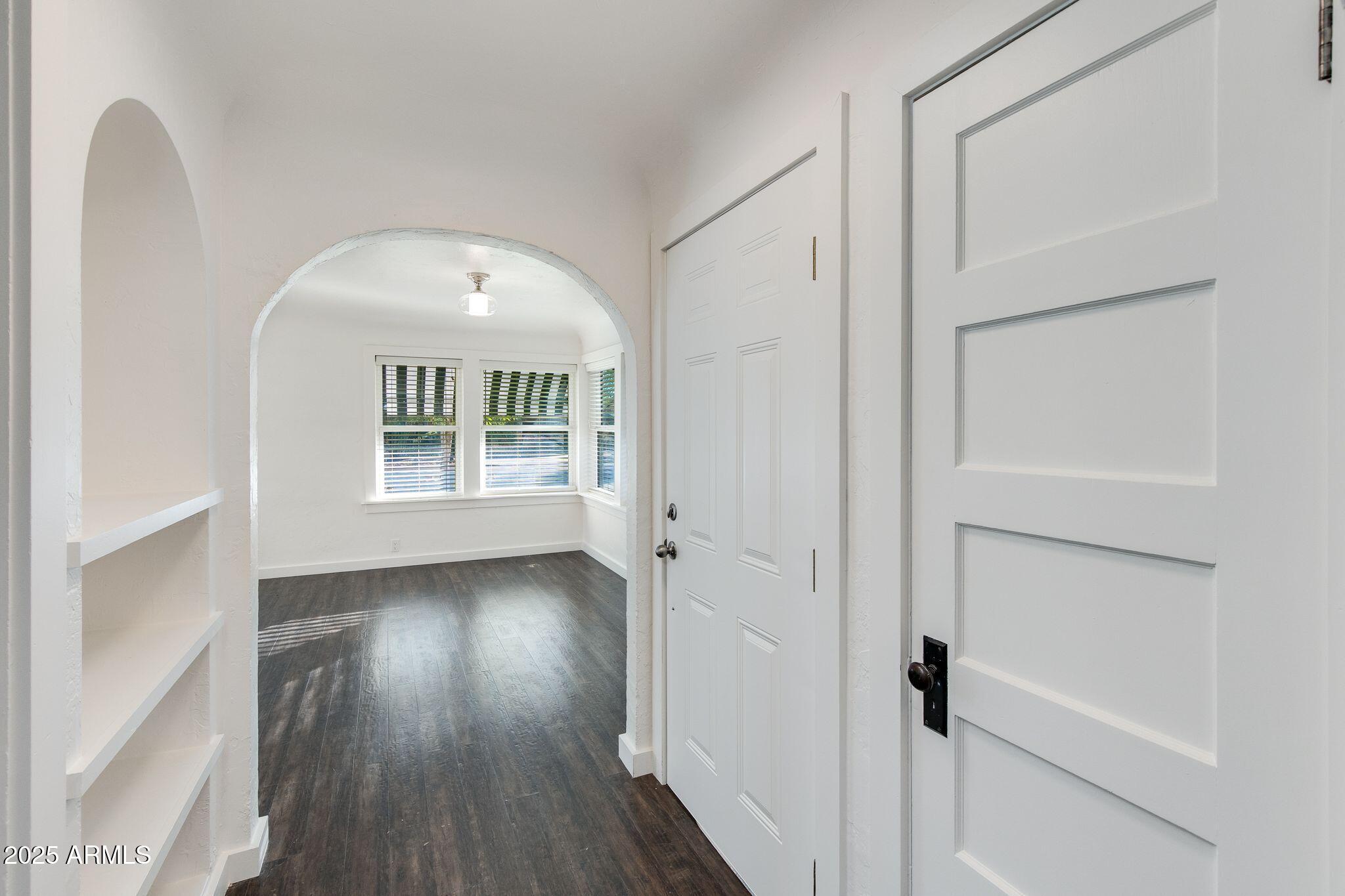 488 N WASHINGTON Street