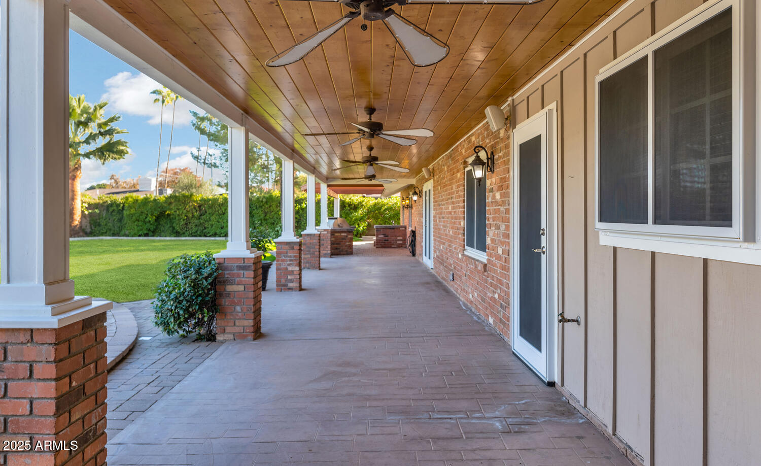 416 W MCLELLAN Boulevard