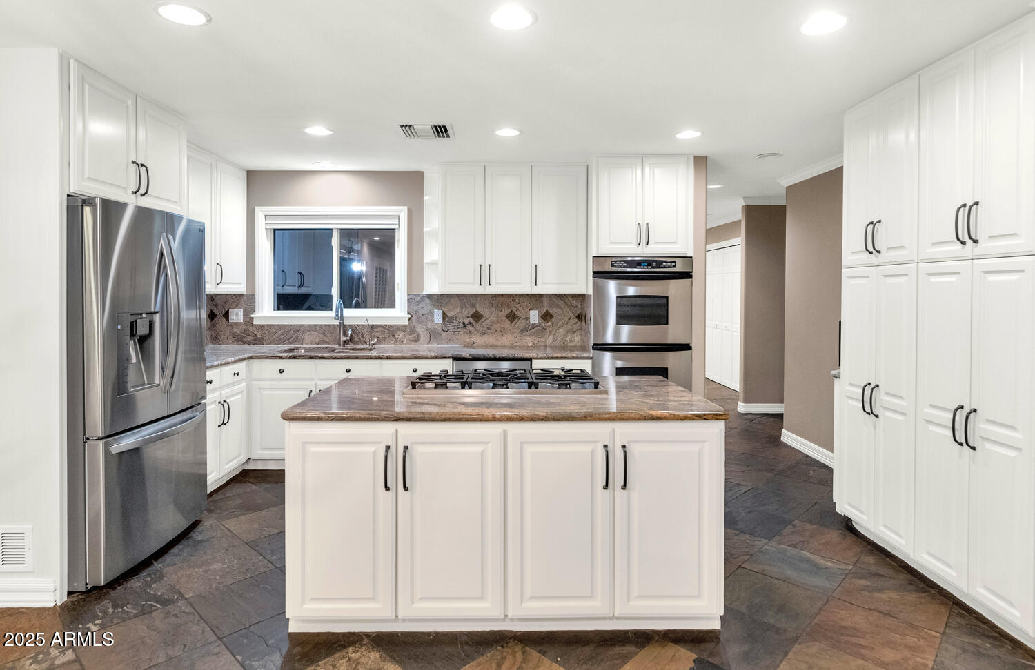 416 W MCLELLAN Boulevard