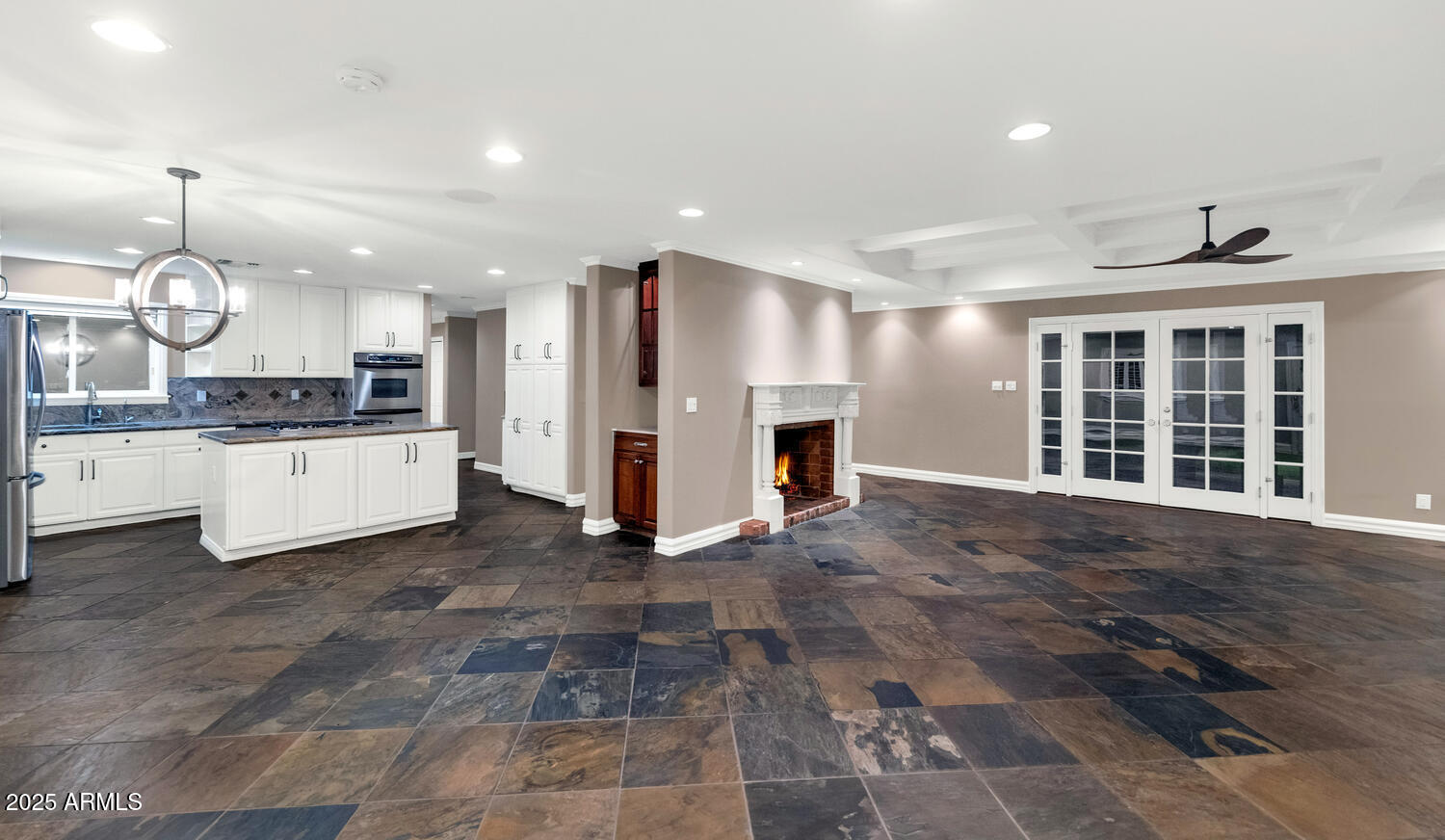 416 W MCLELLAN Boulevard