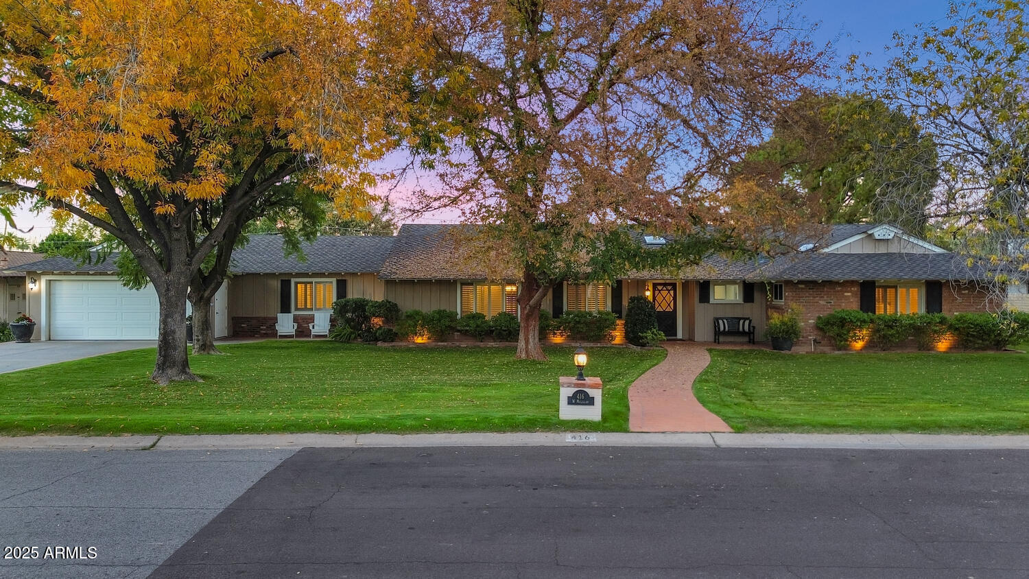 416 W MCLELLAN Boulevard