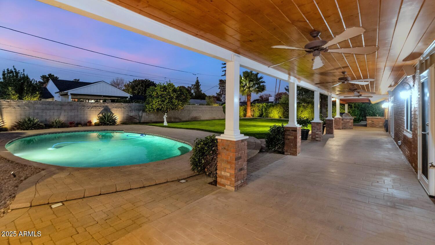 416 W MCLELLAN Boulevard