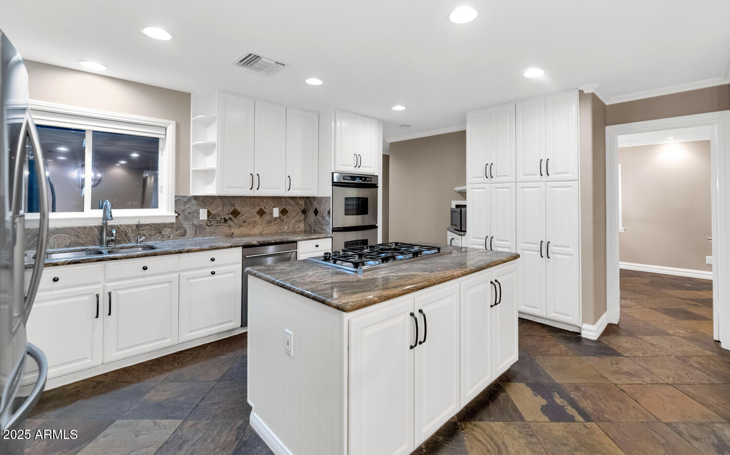 416 W MCLELLAN Boulevard