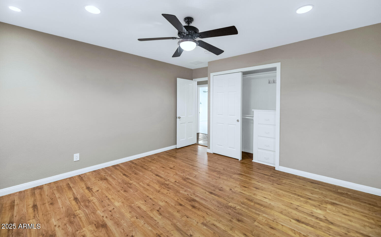 416 W MCLELLAN Boulevard