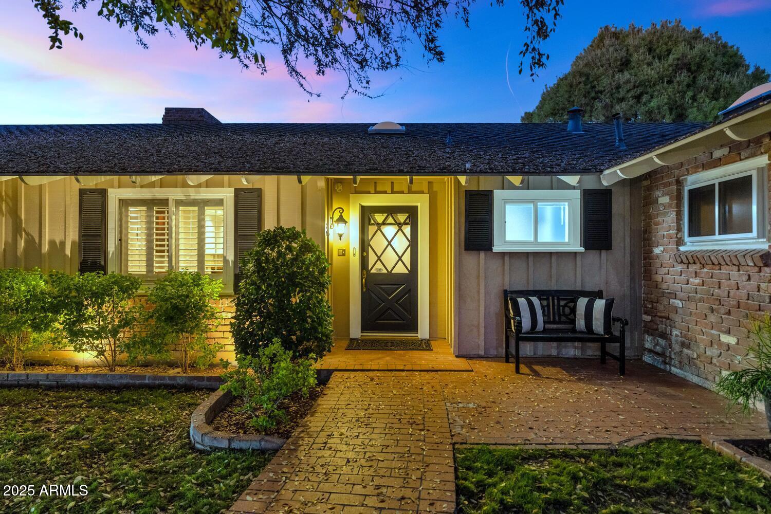 416 W MCLELLAN Boulevard