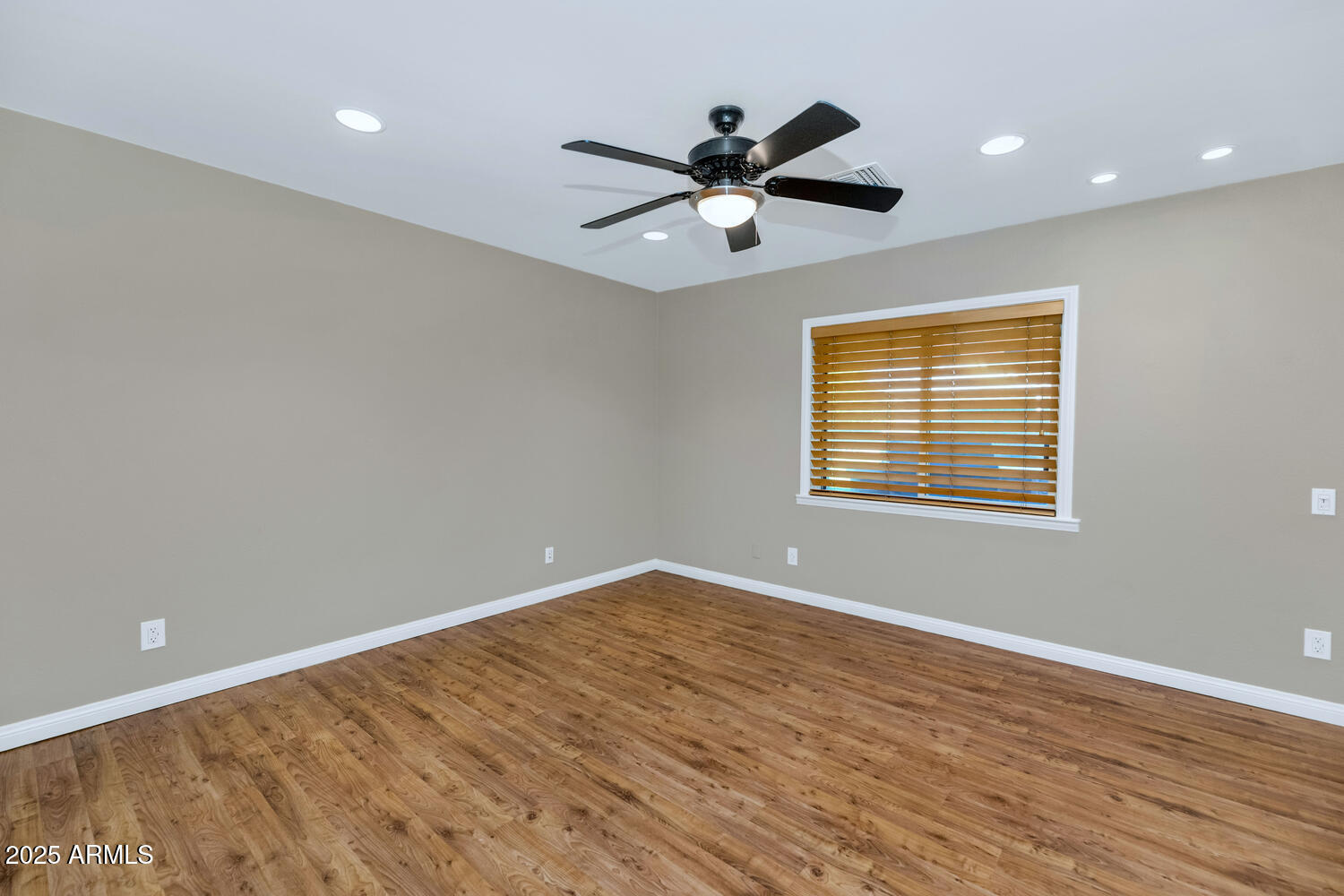 416 W MCLELLAN Boulevard