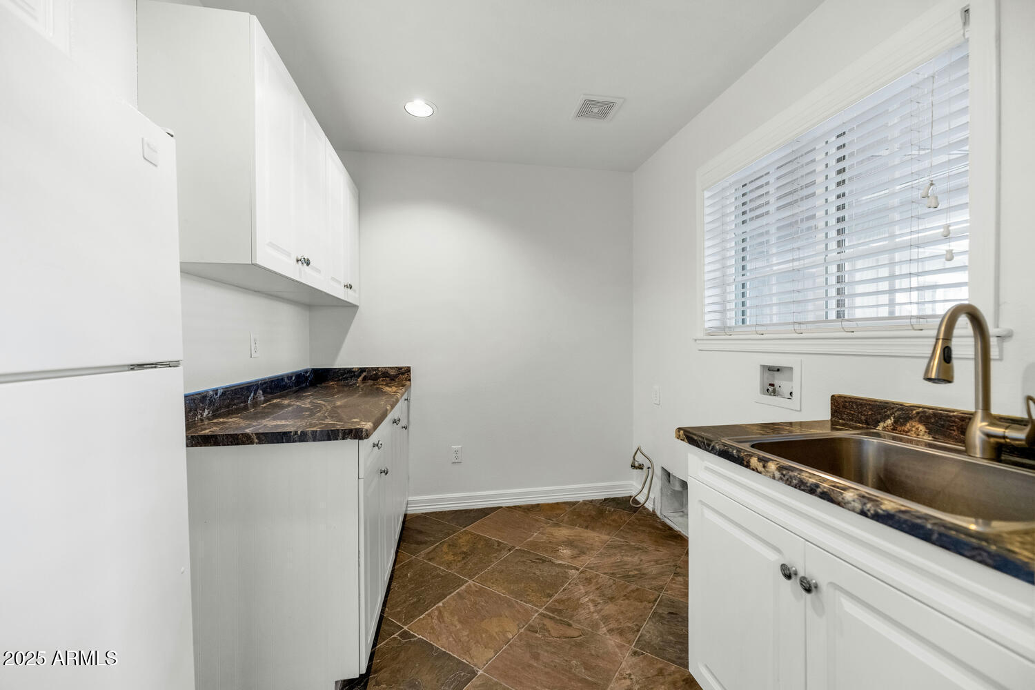 416 W MCLELLAN Boulevard