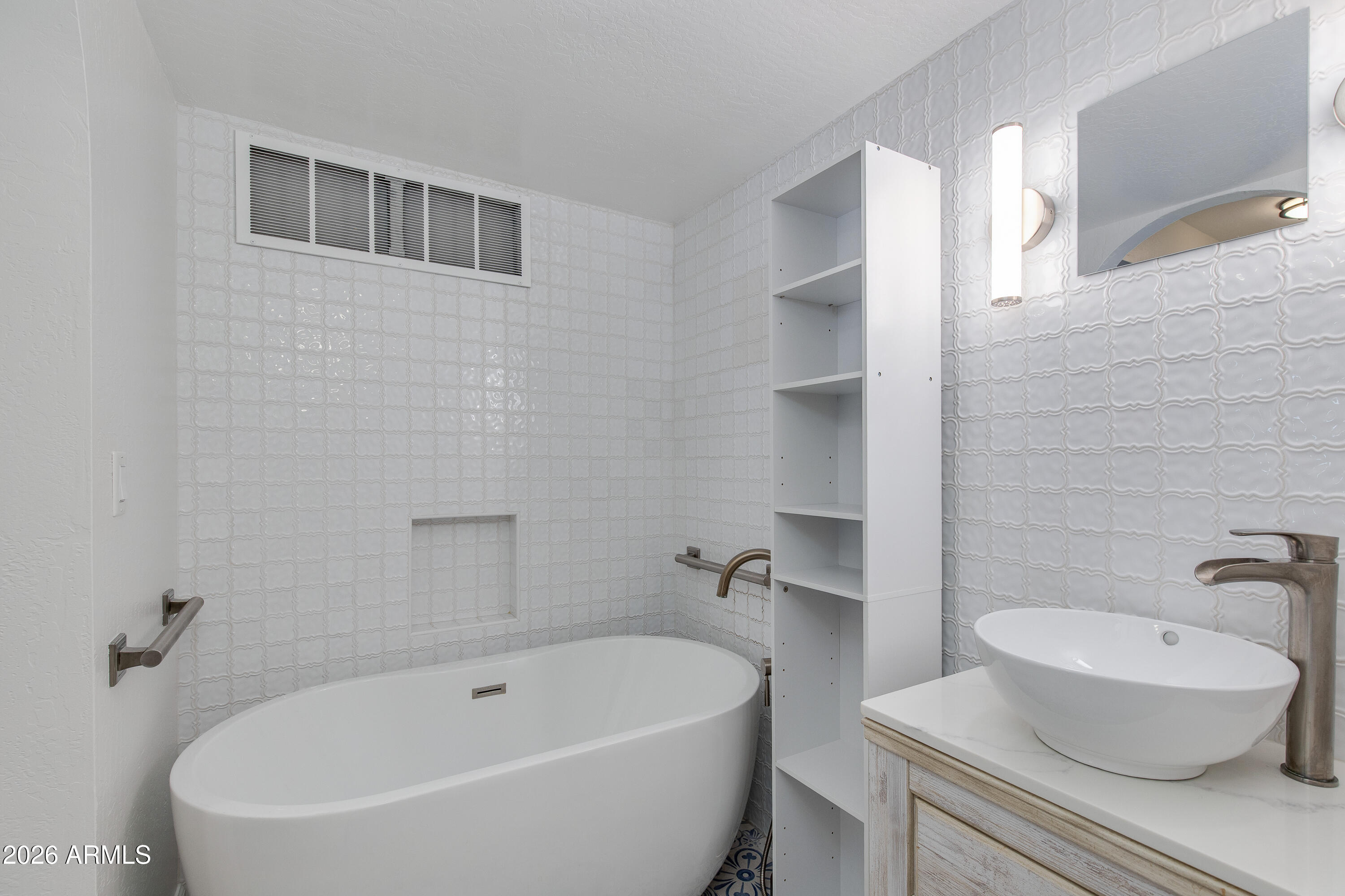 3031 N CIVIC CENTER Plaza 218