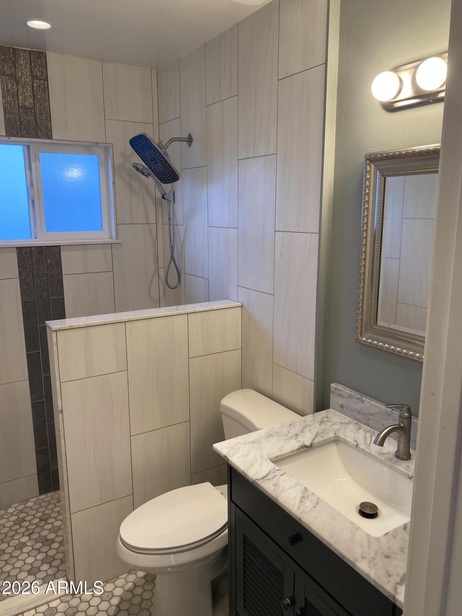 2831 N 33RD Place