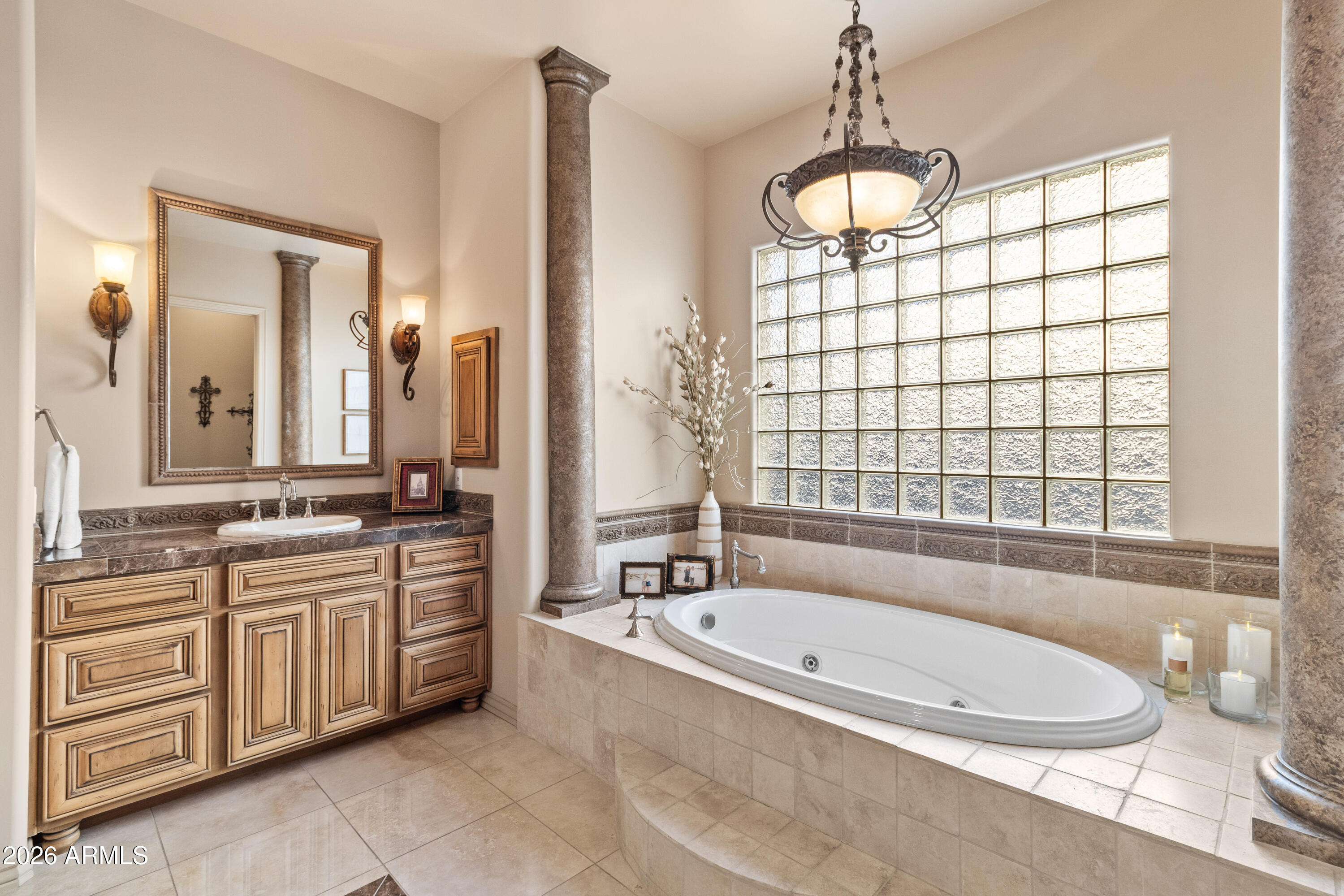 18009 W MONTEBELLO Avenue