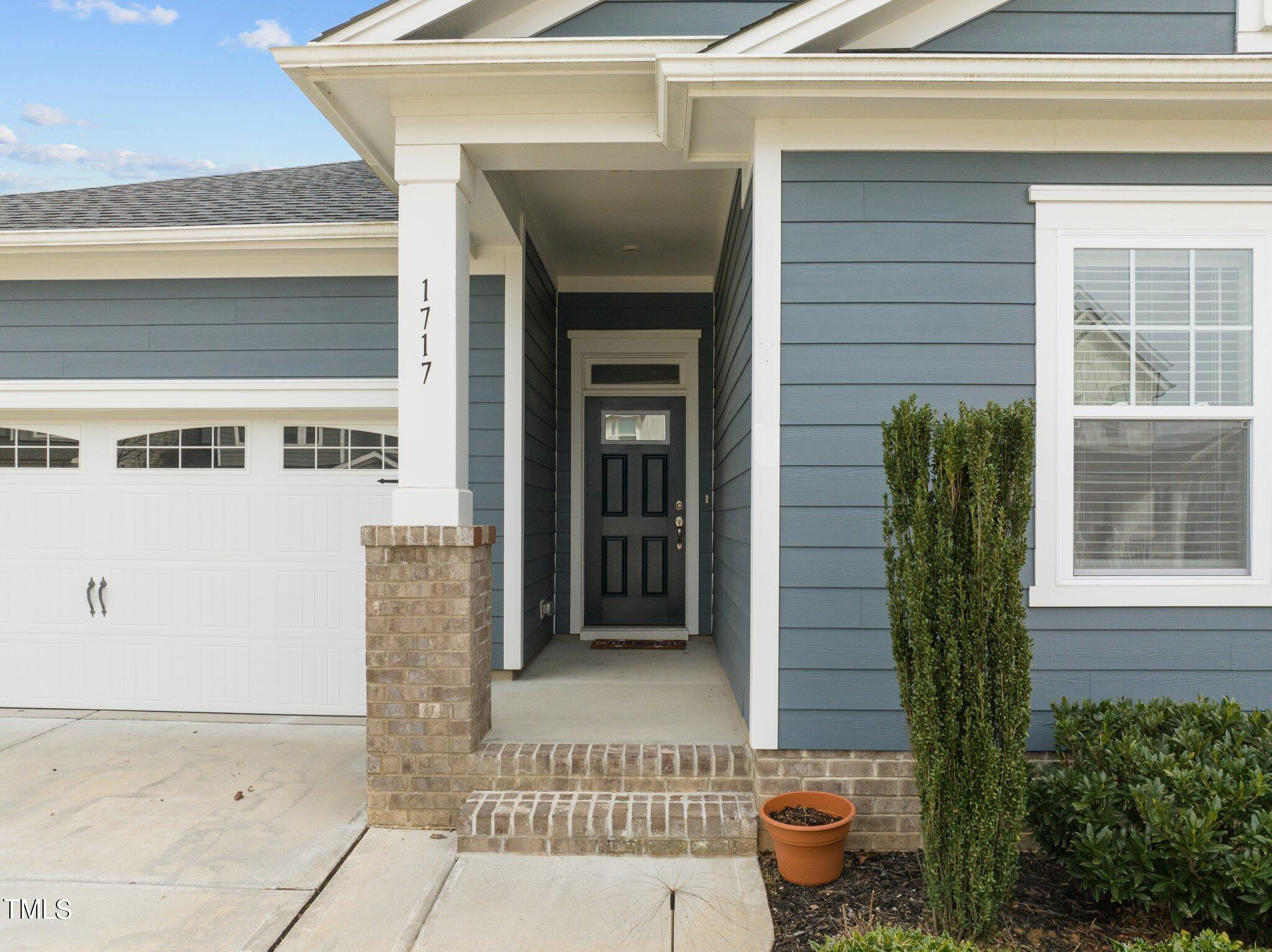 1717 Cypress Cove Drive