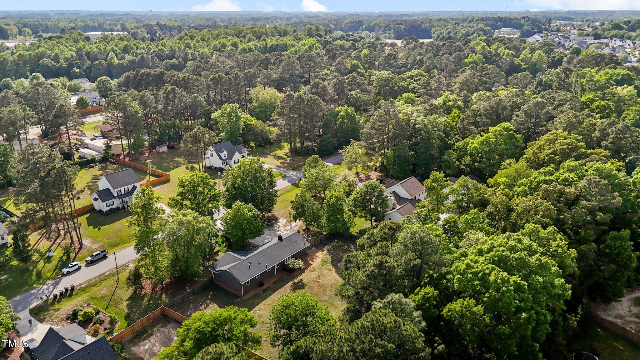 929 Greenbriar Drive