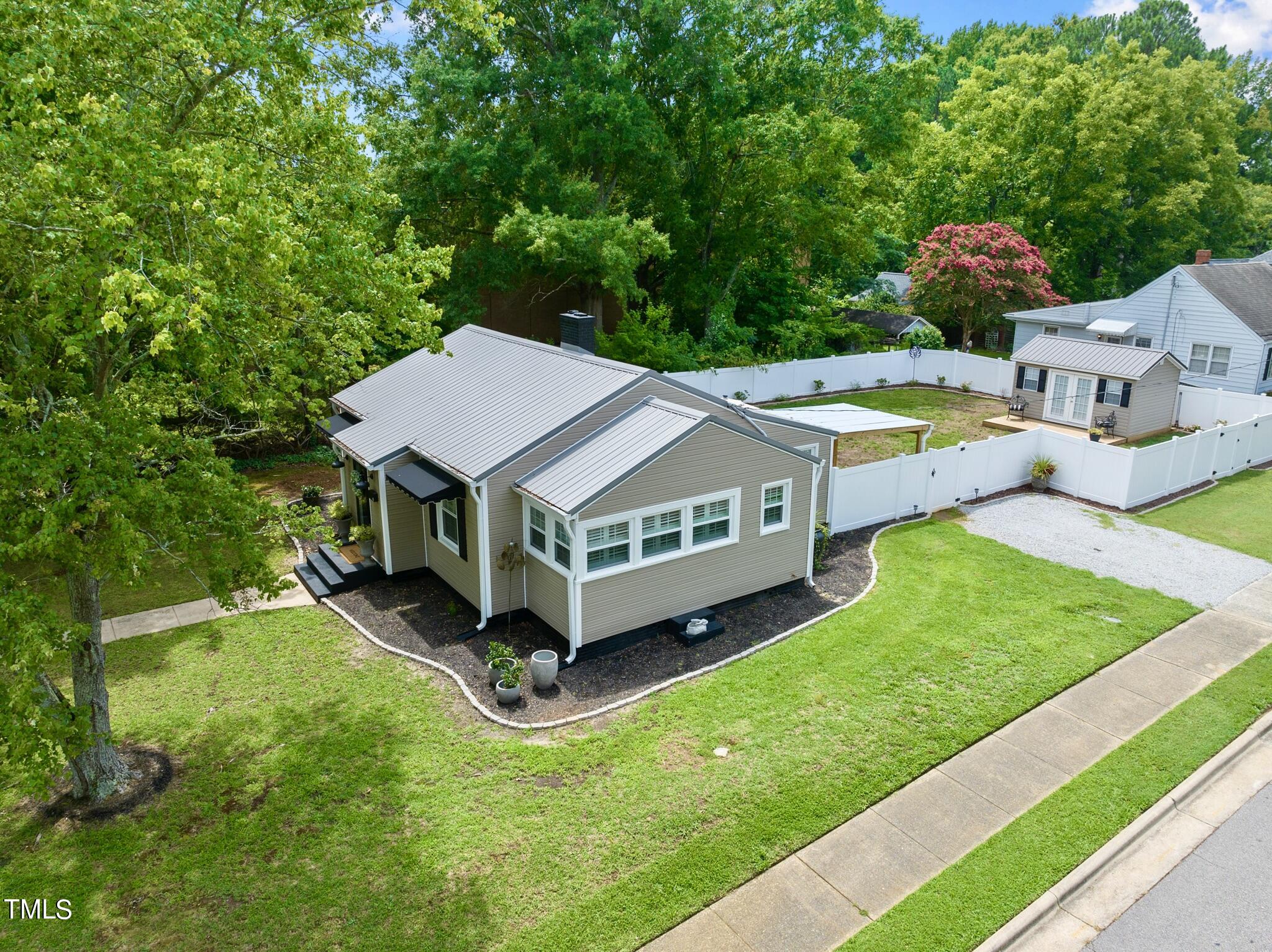 411 N Academy Street