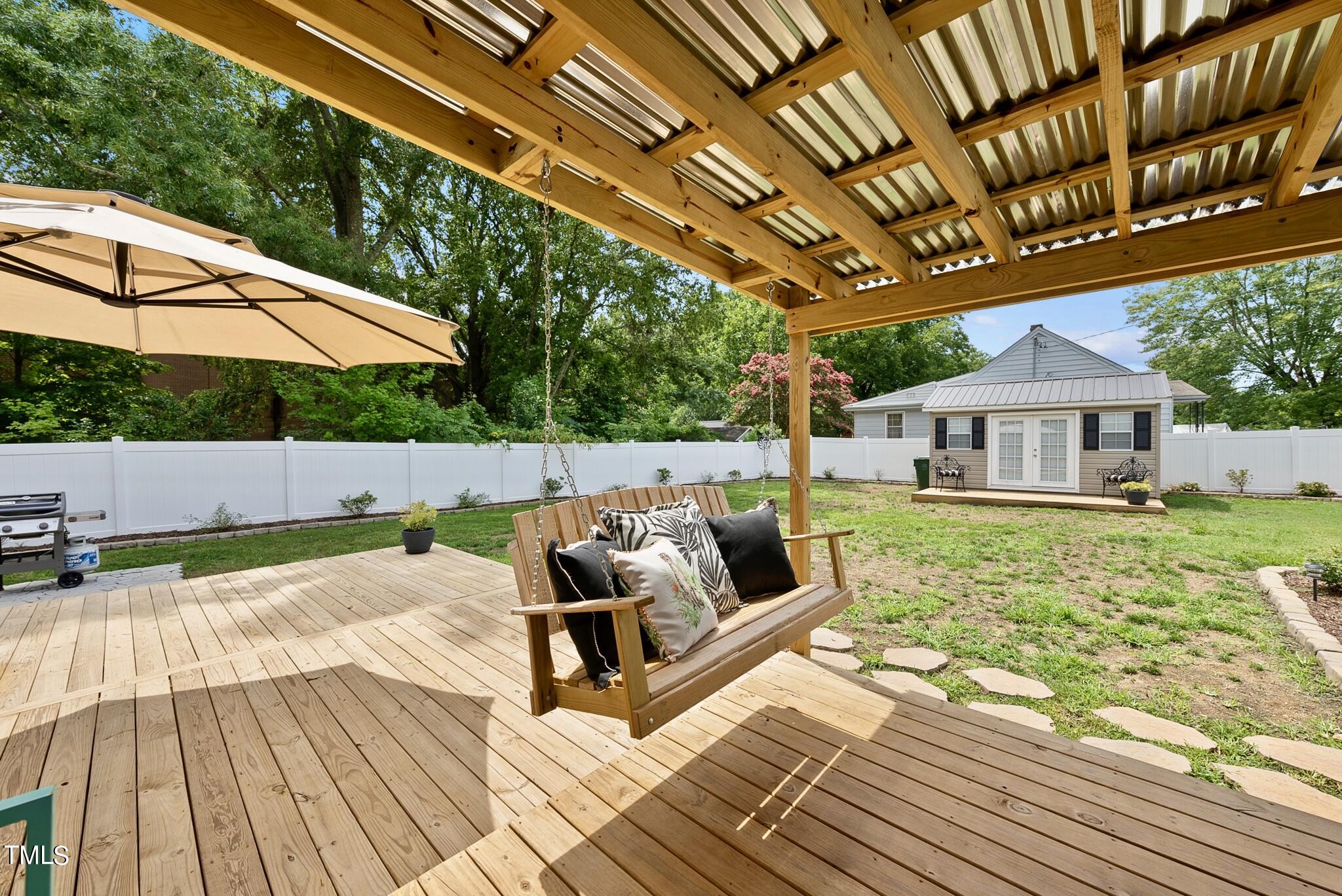 411 N Academy Street