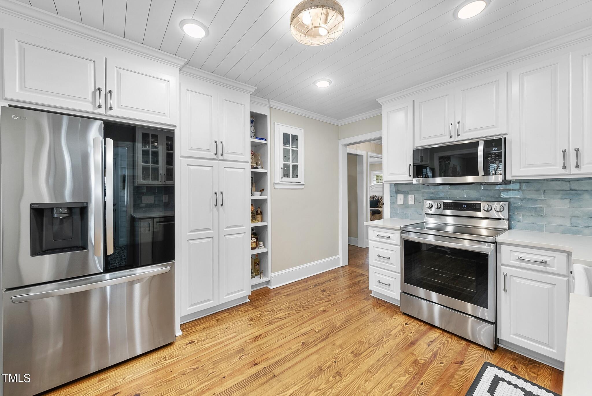 411 N Academy Street