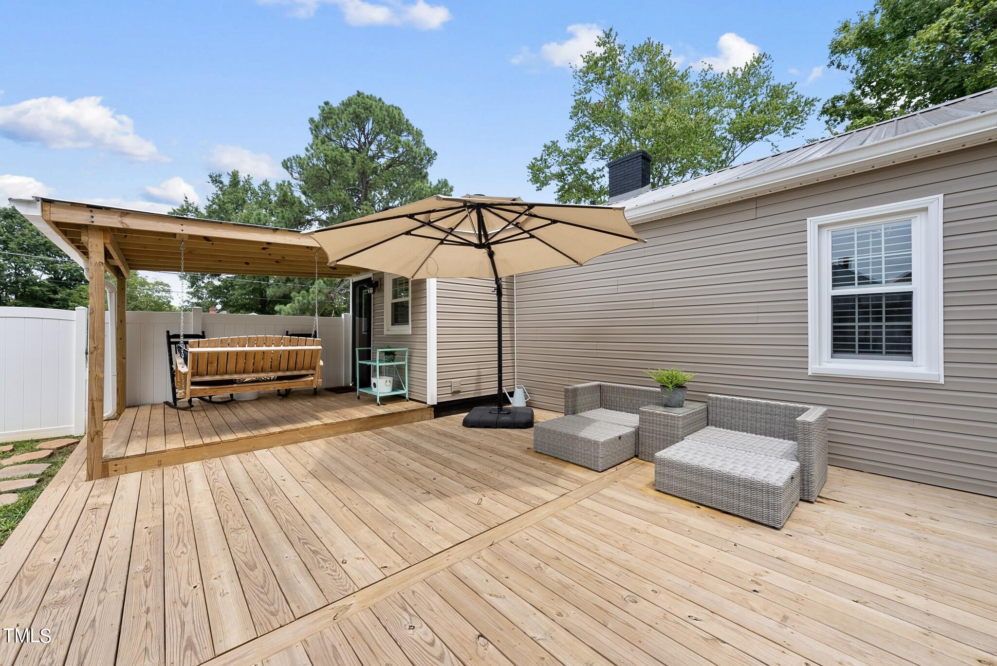 411 N Academy Street