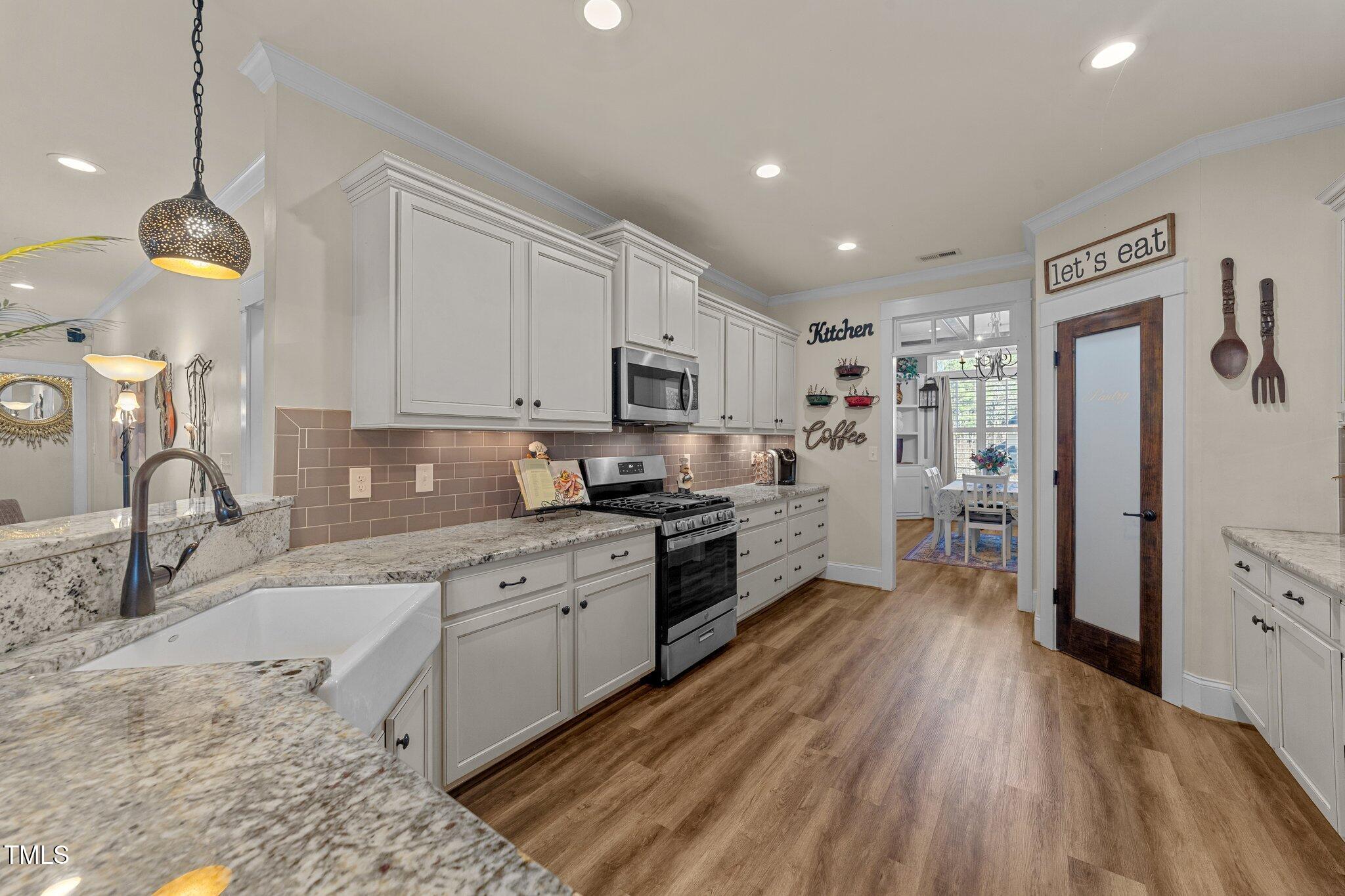 260 Crestdale Drive