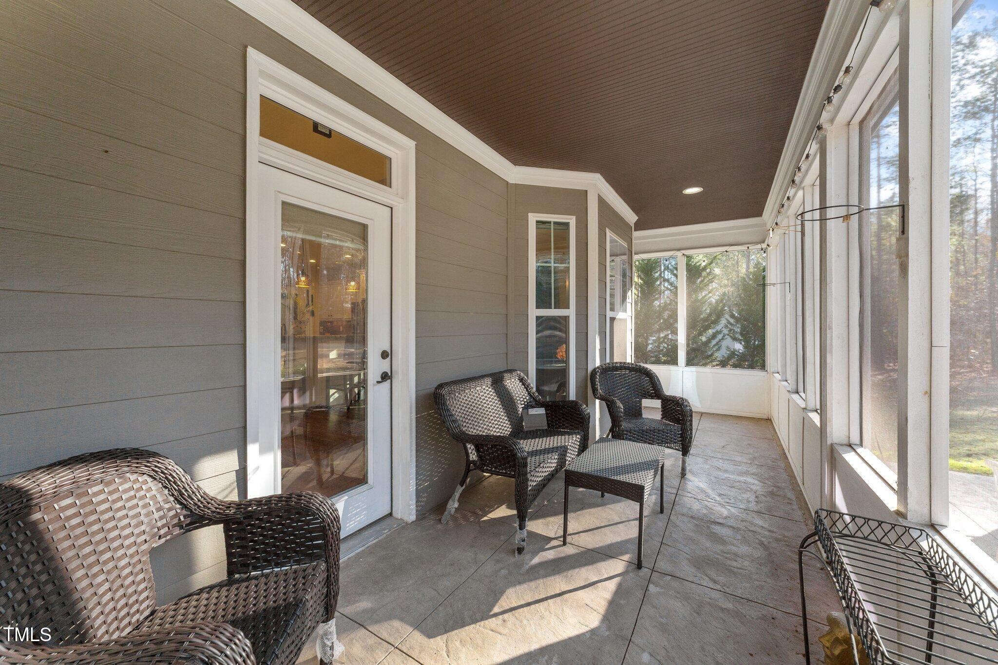 260 Crestdale Drive