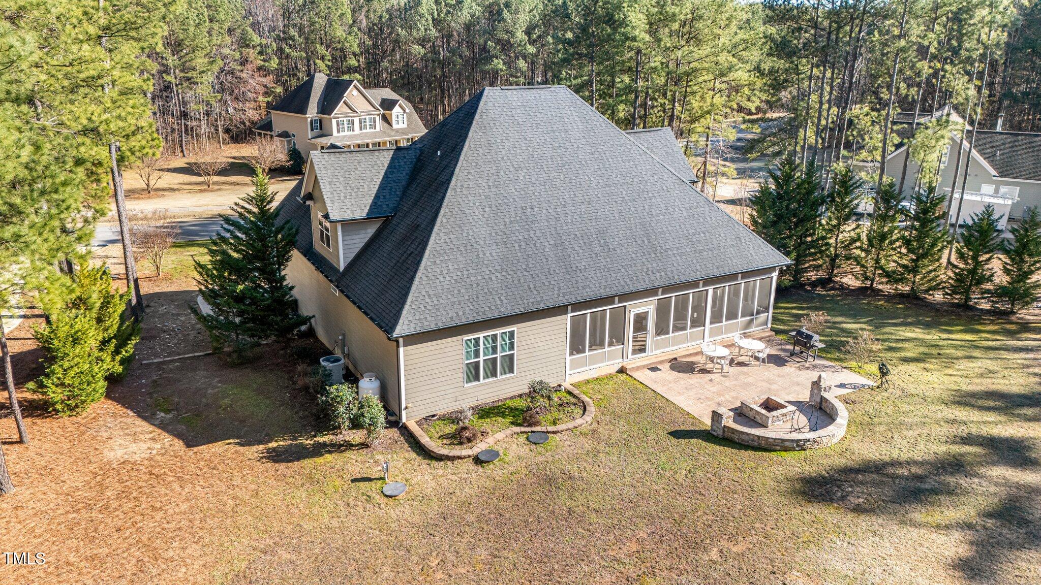260 Crestdale Drive