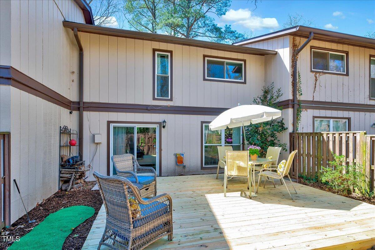 3923 Wendy Lane