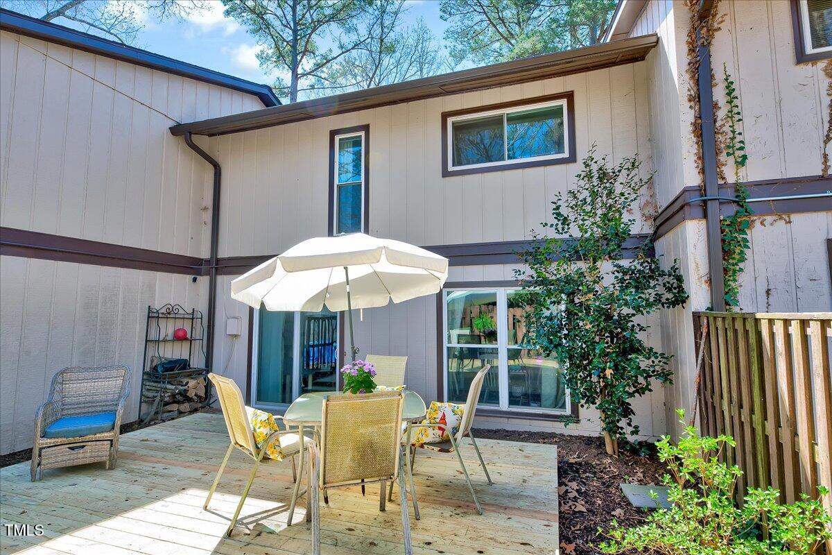 3923 Wendy Lane