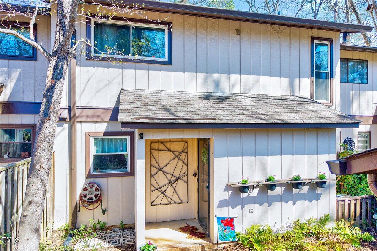 3923 Wendy Lane