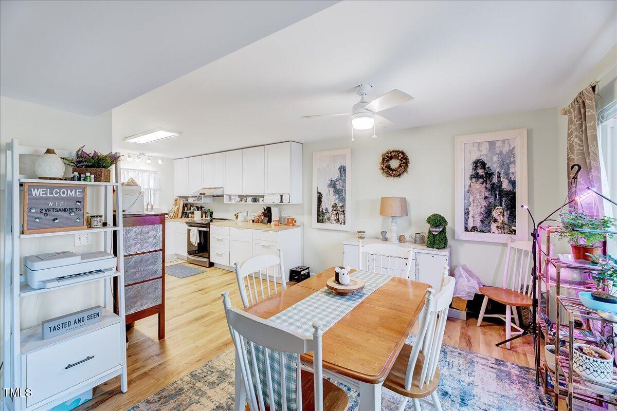 3923 Wendy Lane