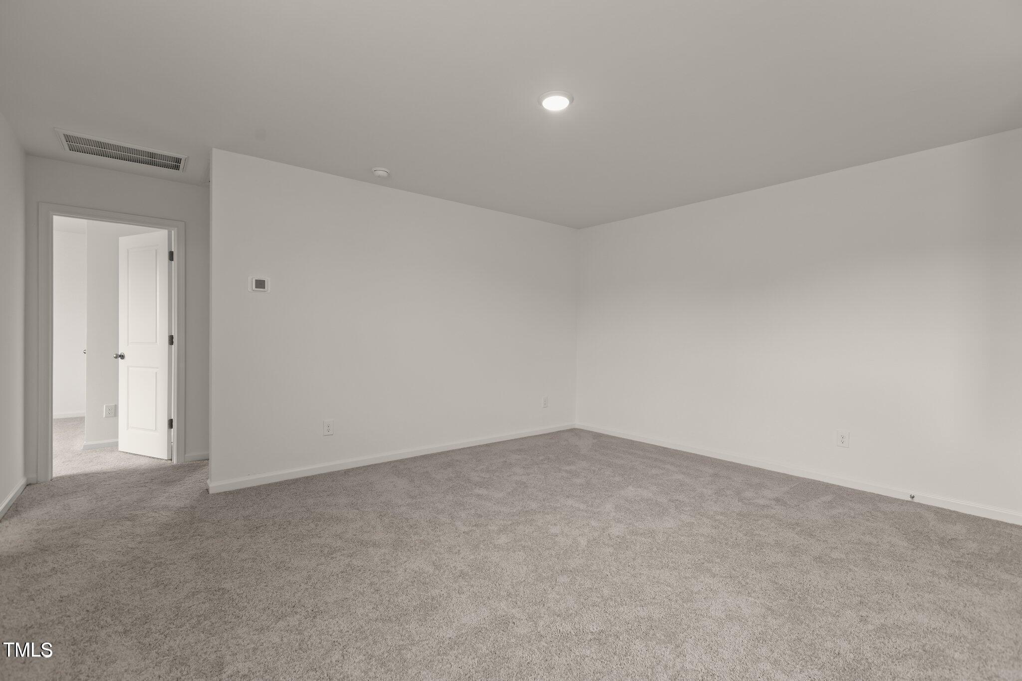 825 Kenyon Spring Drive