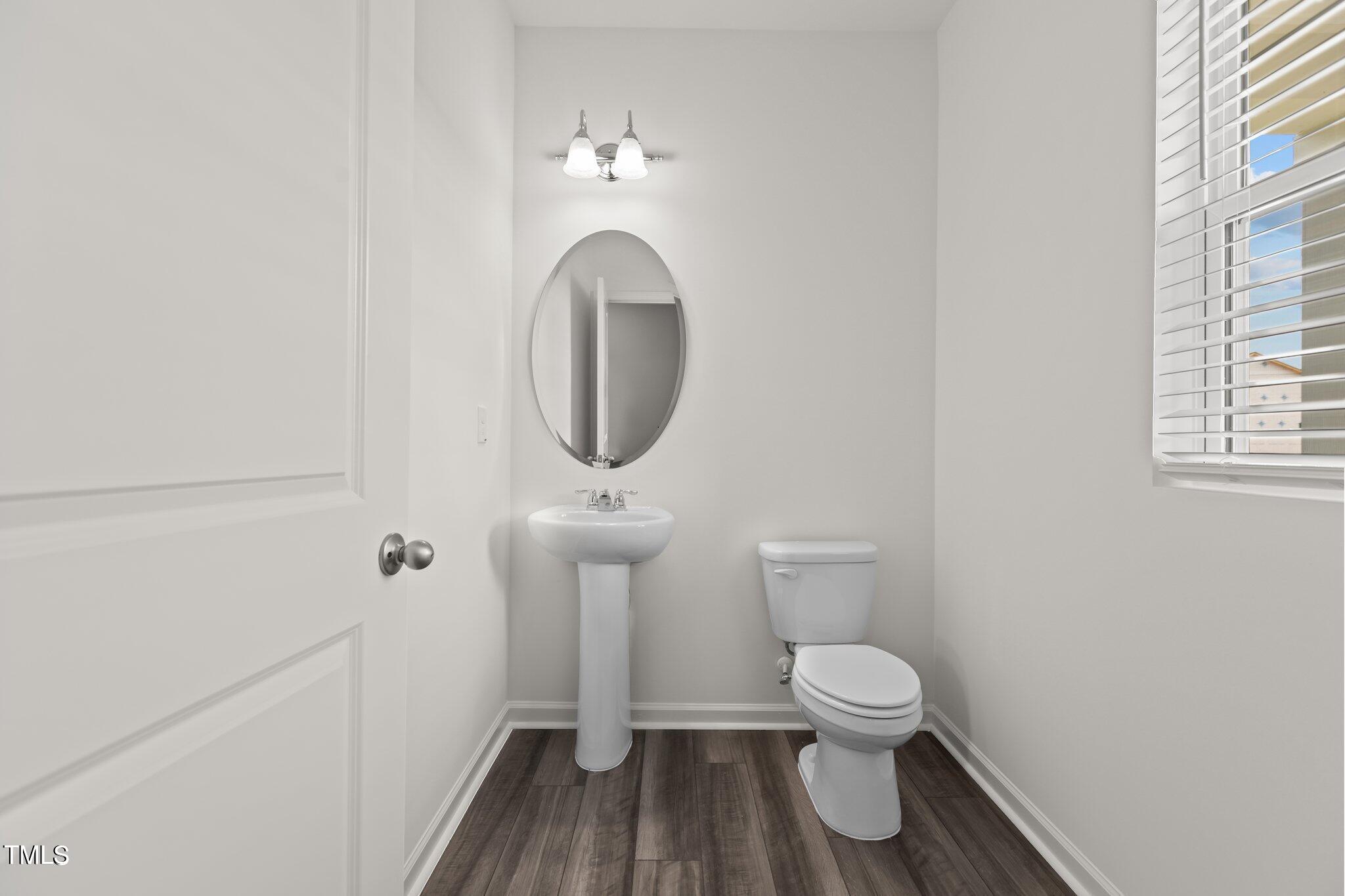 825 Kenyon Spring Drive