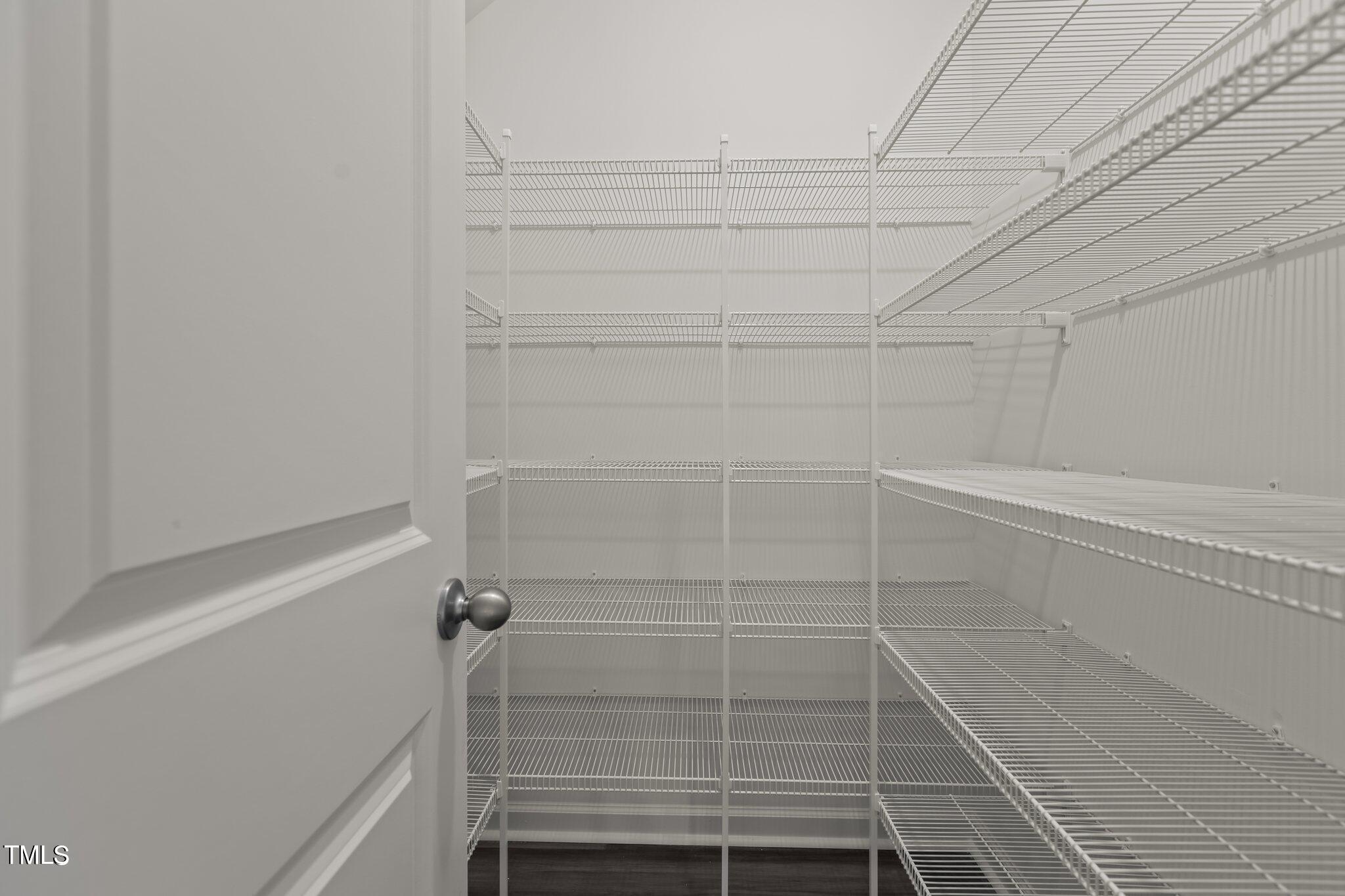 825 Kenyon Spring Drive