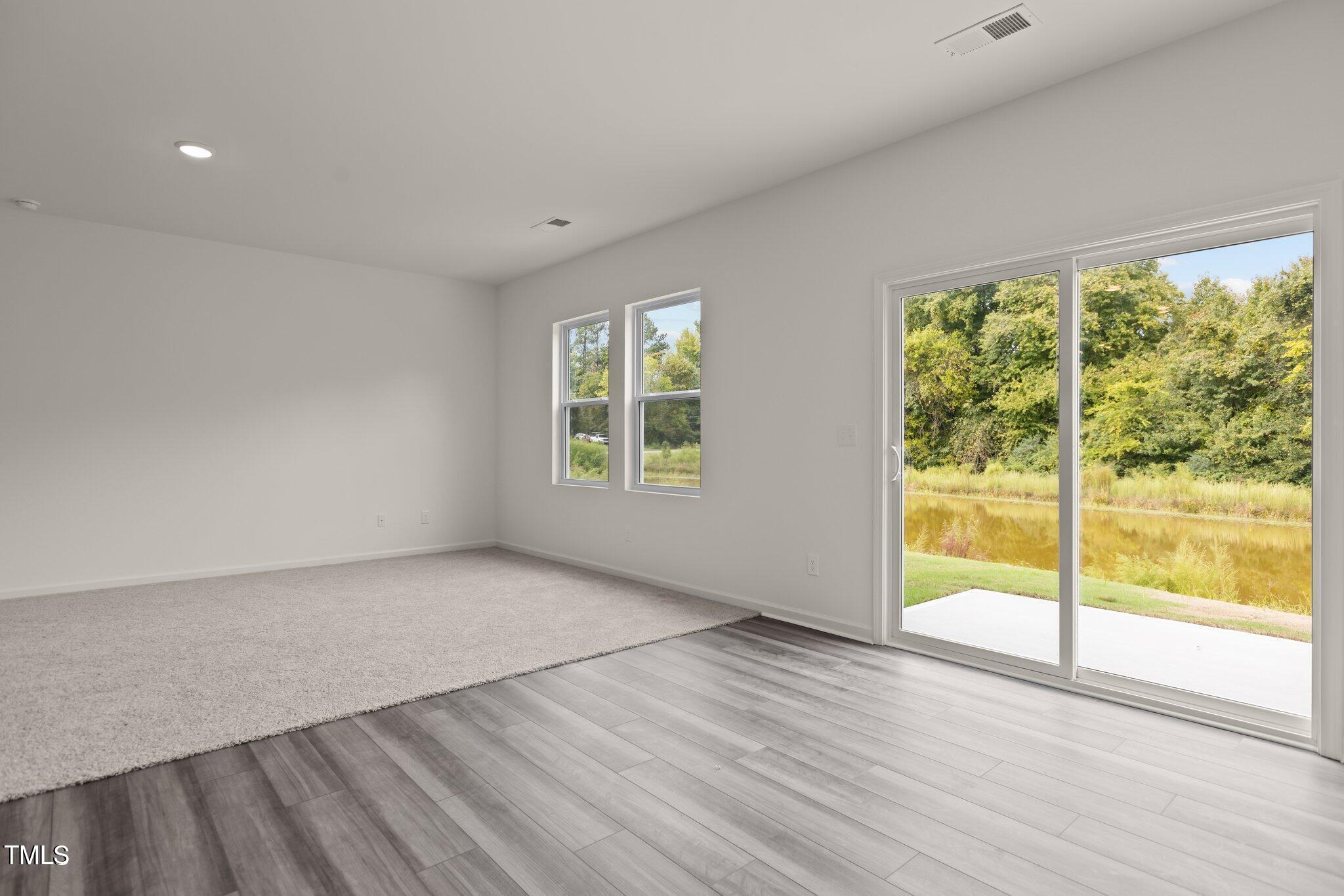 825 Kenyon Spring Drive