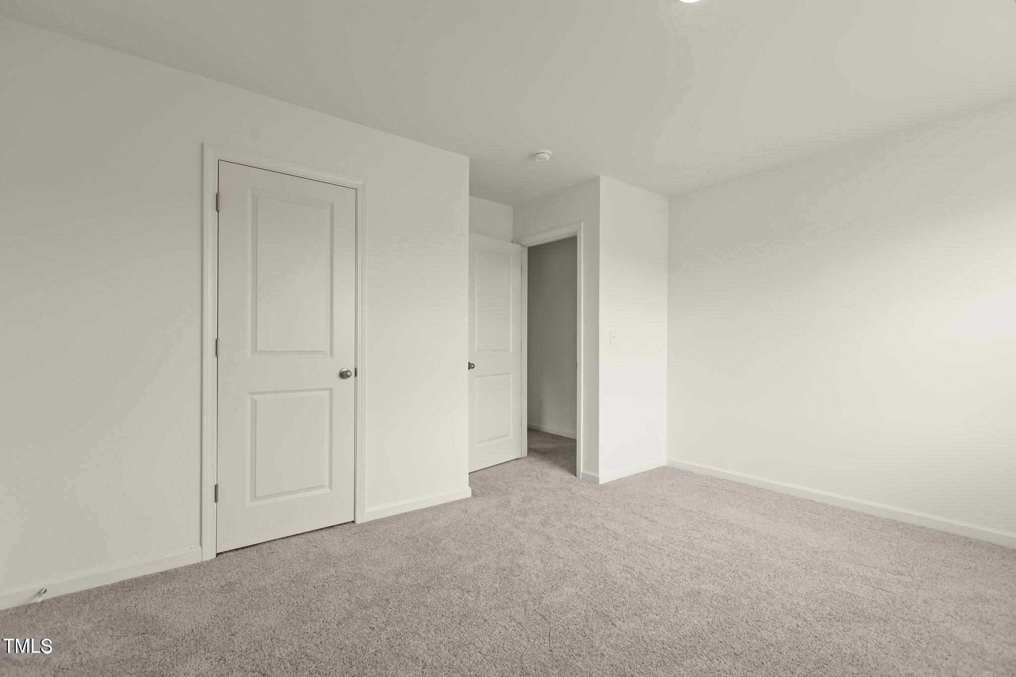 825 Kenyon Spring Drive