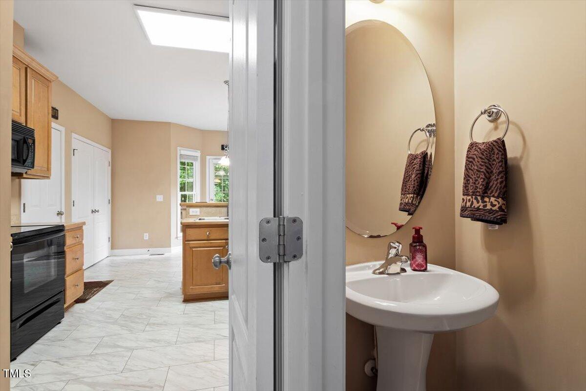 933 Richland Ridge Drive