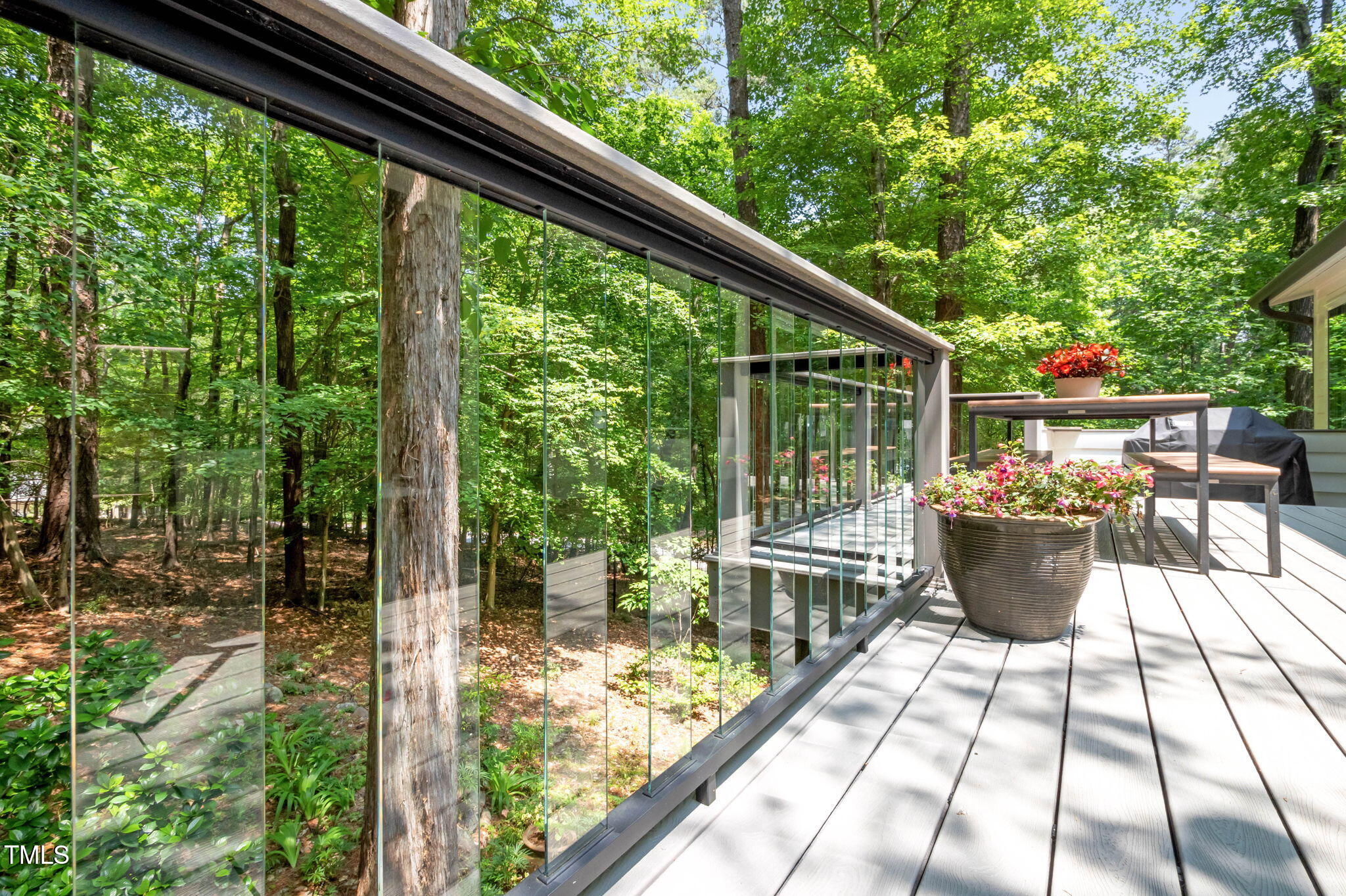 800 Shady Lawn Road