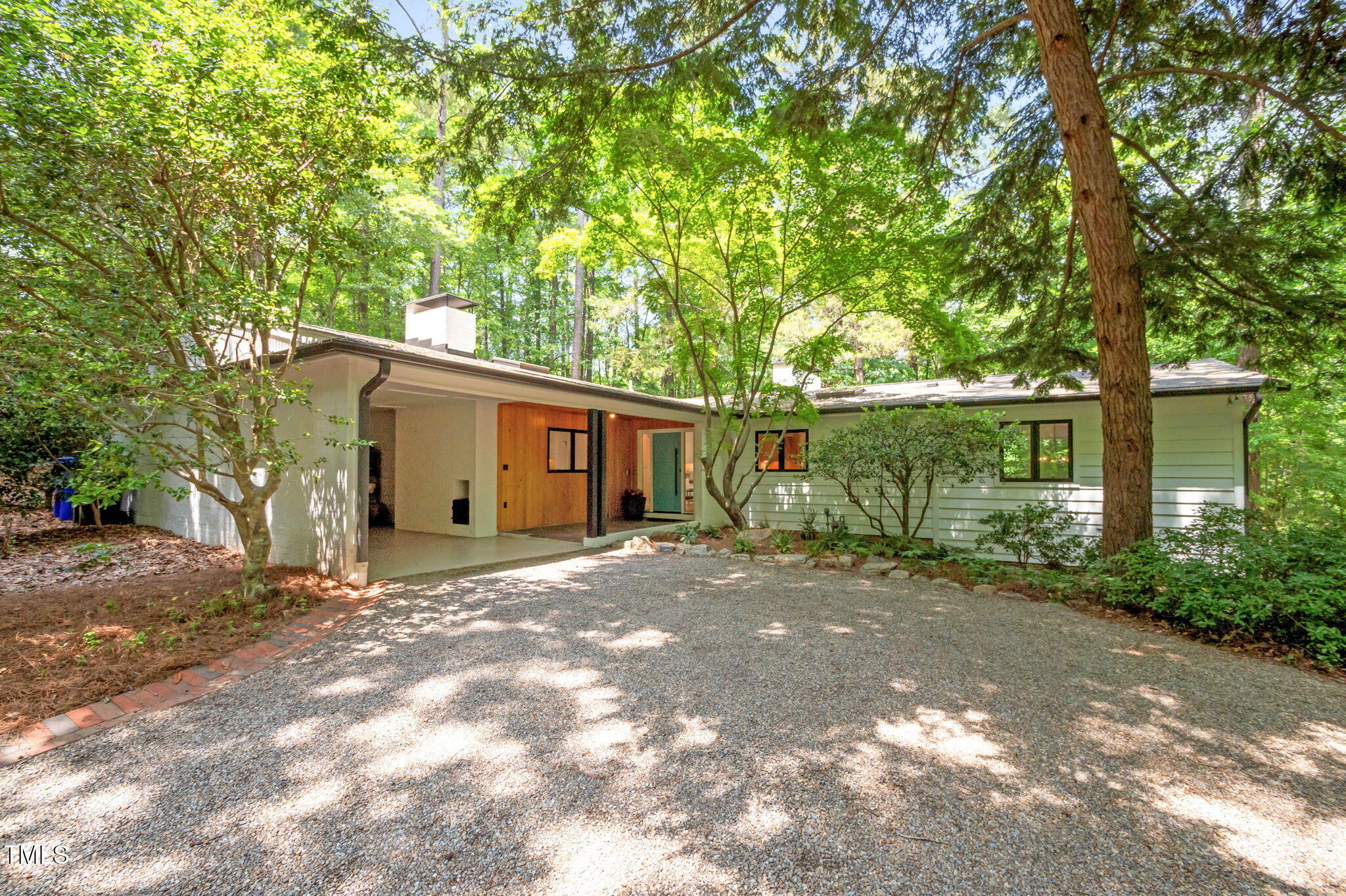 800 Shady Lawn Road