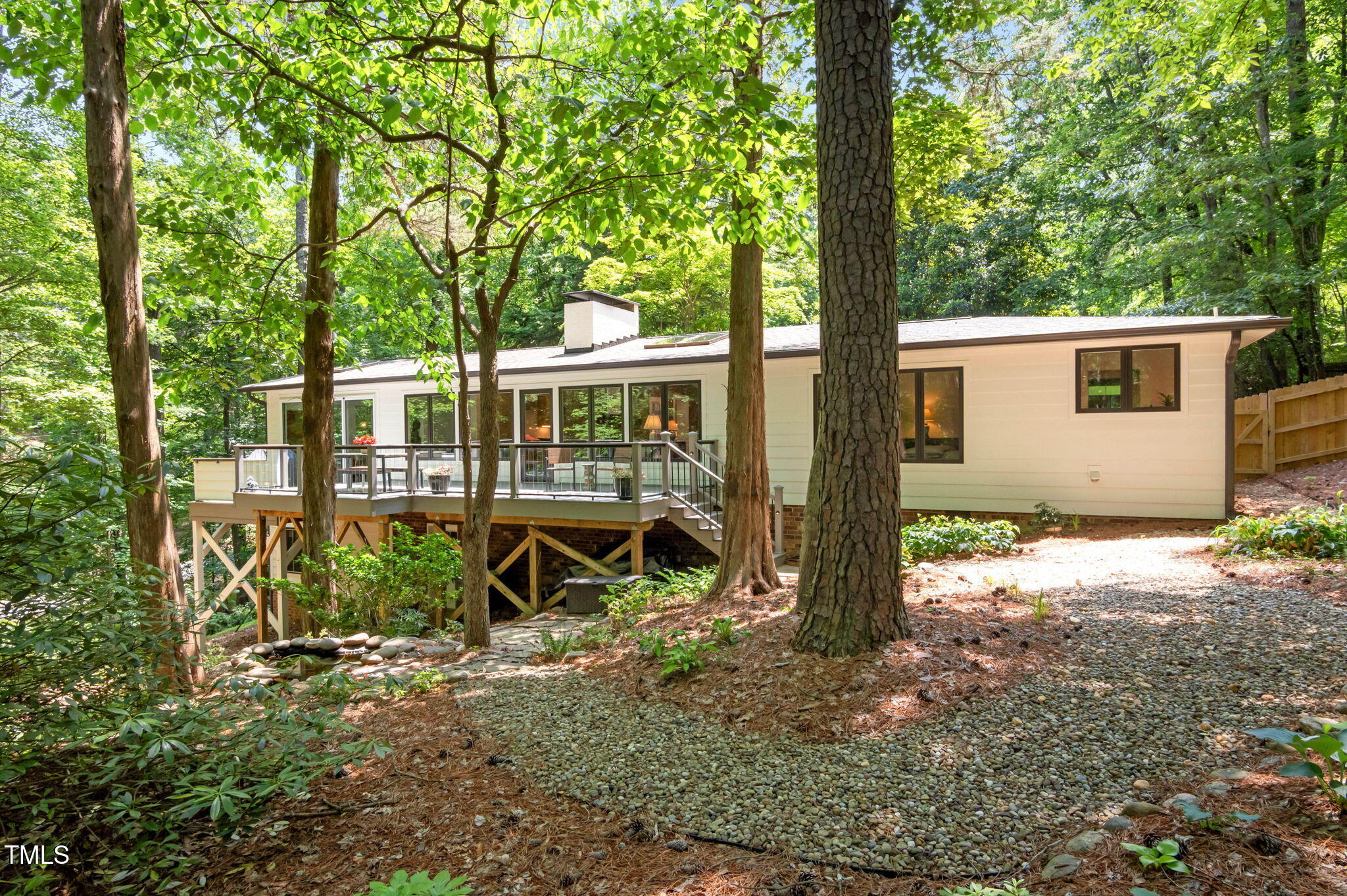 800 Shady Lawn Road