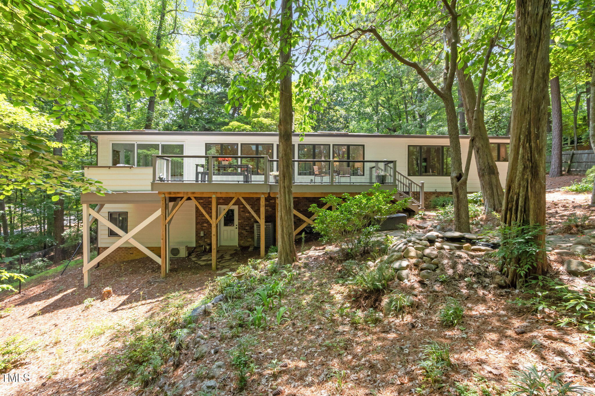 800 Shady Lawn Road