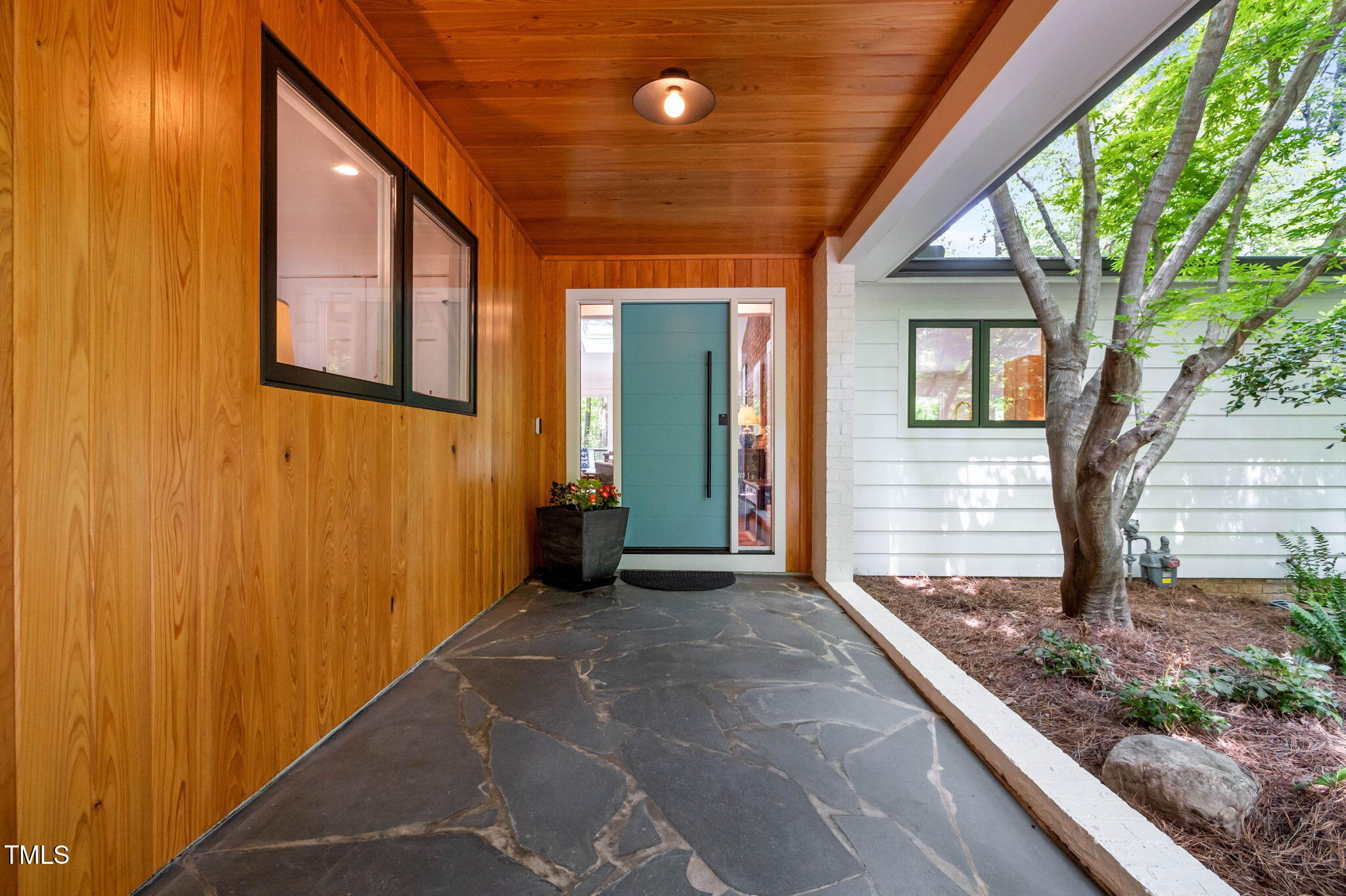 800 Shady Lawn Road