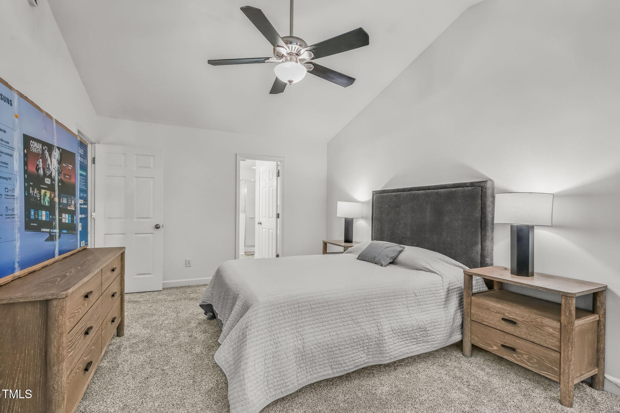4555 Treerose Way