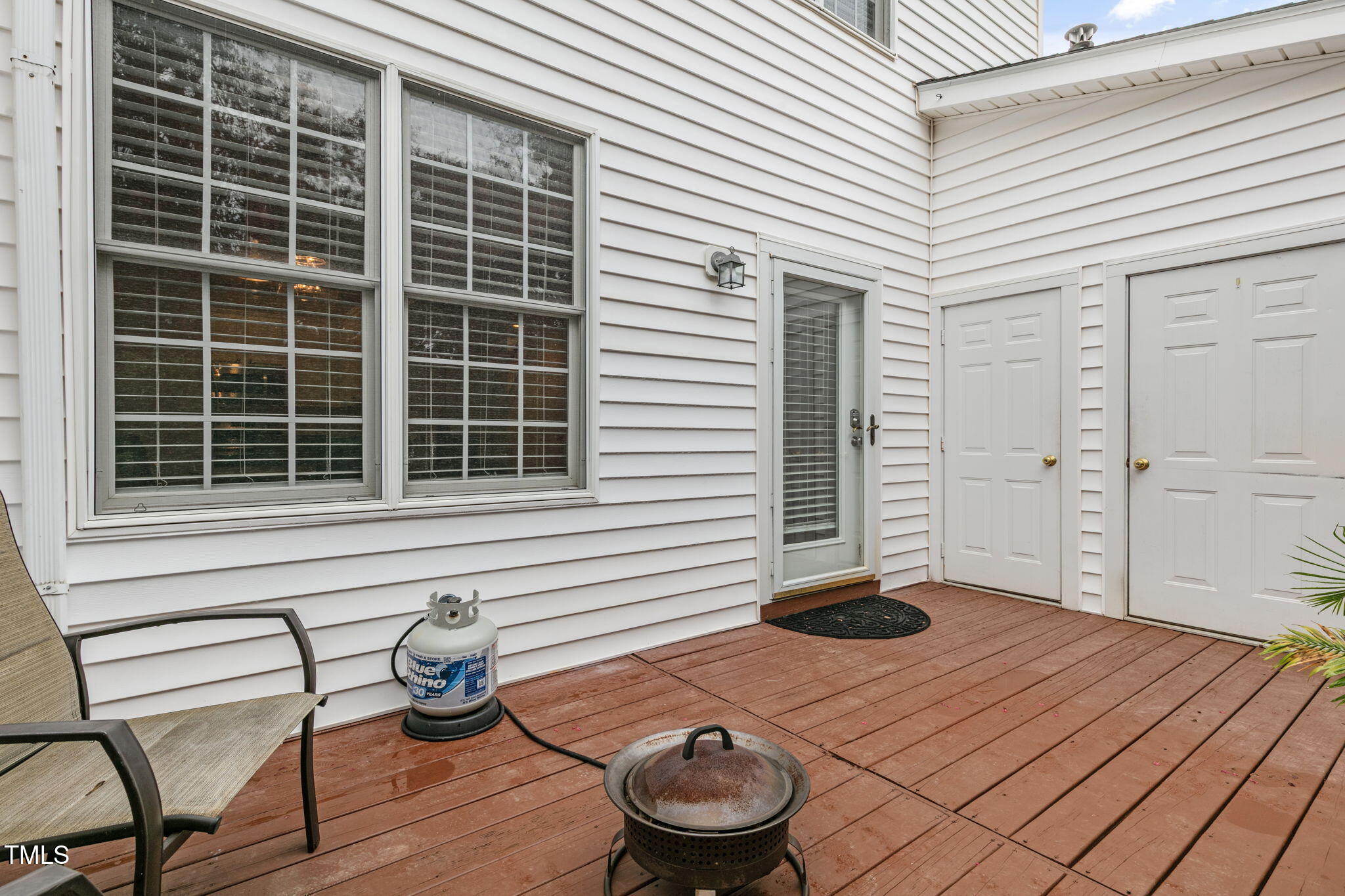 4555 Treerose Way