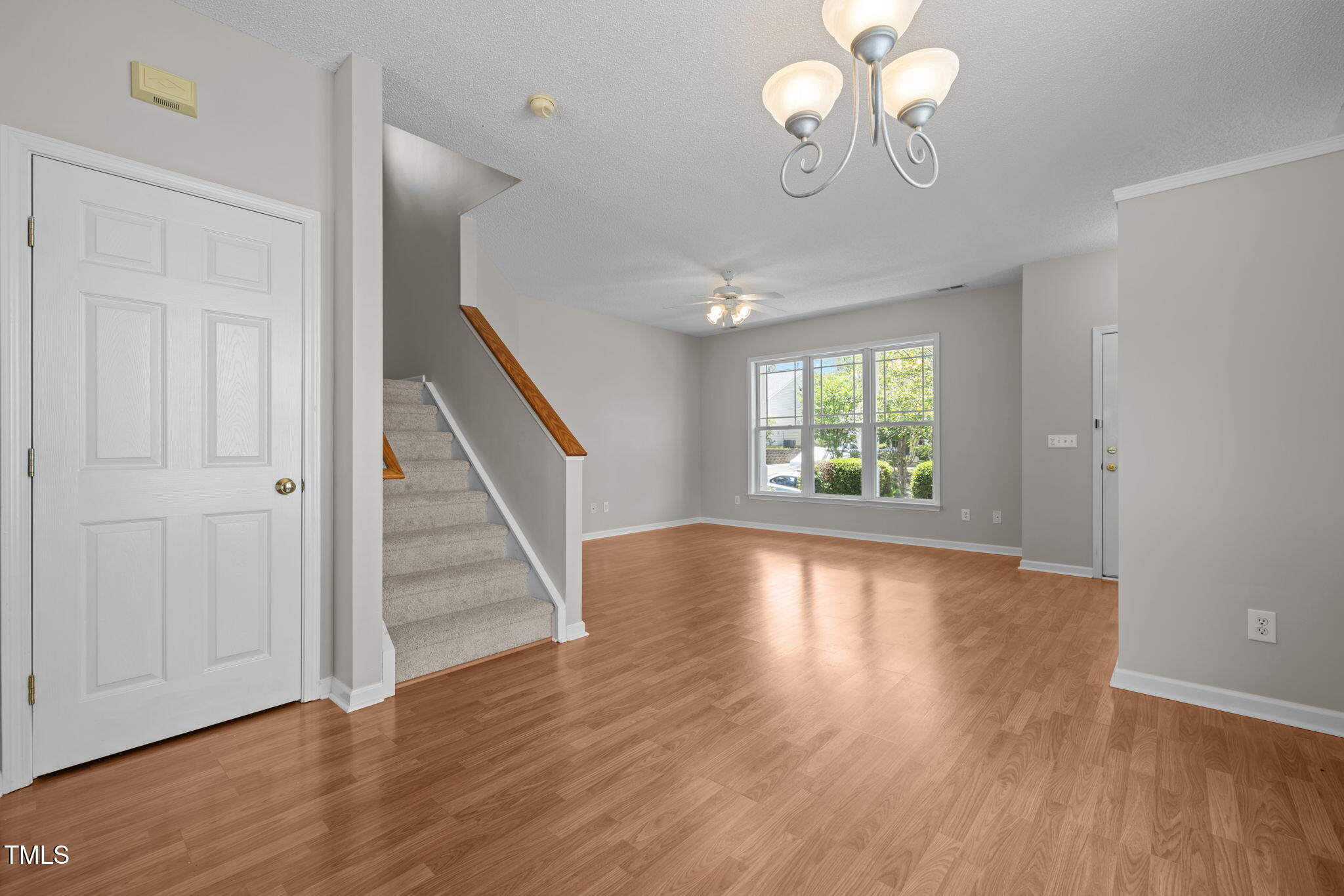 1046 Dual Parks Road